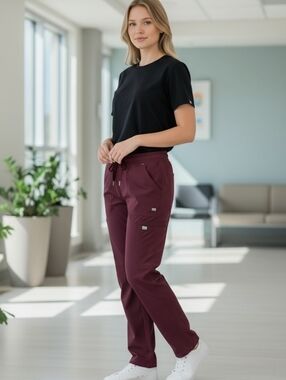 Women's Drawstring Cargo Scrub Pants - Burgundy